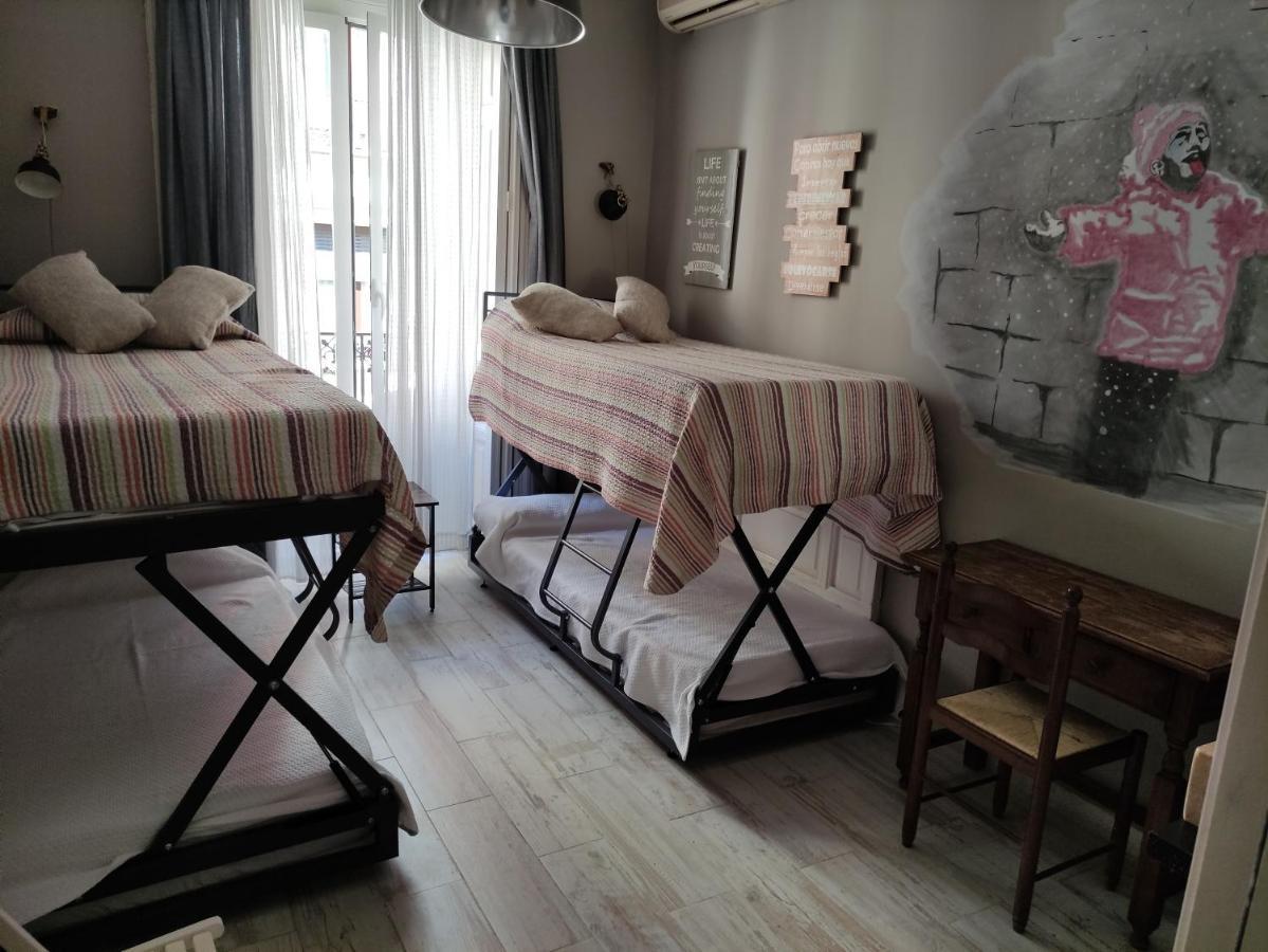 Hostal Hispalense Мадрид Екстер'єр фото