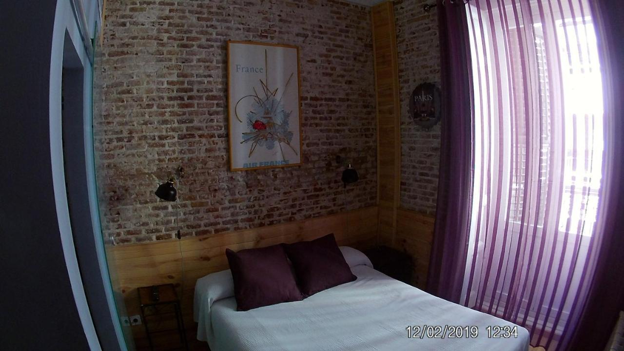 Hostal Hispalense Мадрид Екстер'єр фото