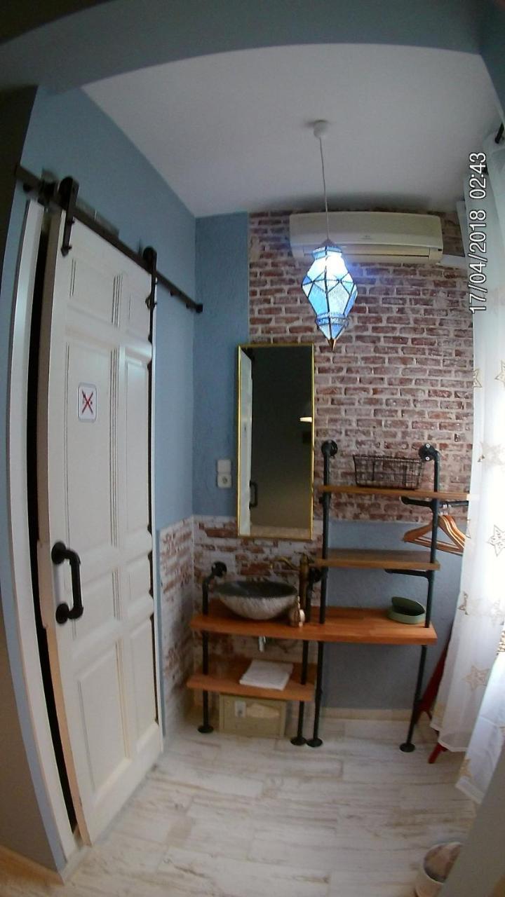 Hostal Hispalense Мадрид Екстер'єр фото